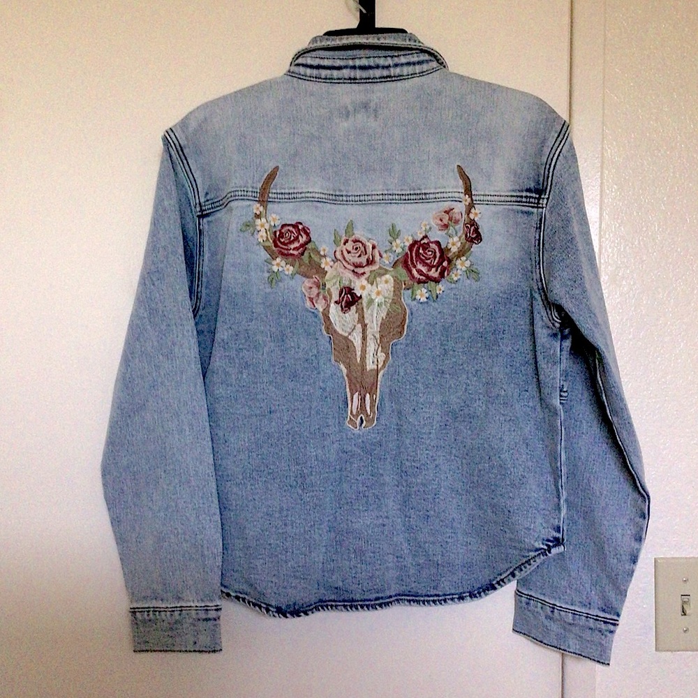 Driftwood DW Steer Head Denim Shacket NWT - Picture 5 of 7